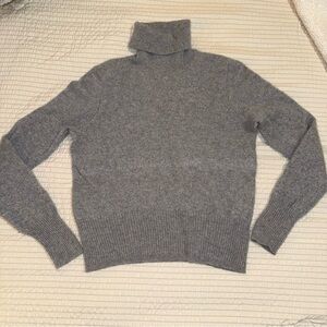 J Crew Grey Shrunken Cashmere Turtleneck Sweater small